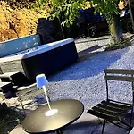 Pieds Dans L'eau Private Wellness Bordure De Meuse * לוסטין