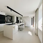 Pieds Dans L'eau Private Wellness Bordure De Meuse לוסטין
