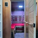 בית נופש Pieds Dans L'eau Private Wellness Bordure De Meuse *