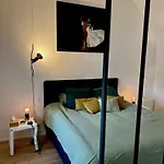 度假居 Pieds Dans L'eau Private Wellness Bordure De Meuse *
