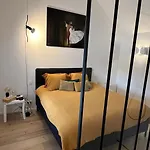 Casa de Férias Pieds Dans L'eau Private Wellness Bordure De Meuse