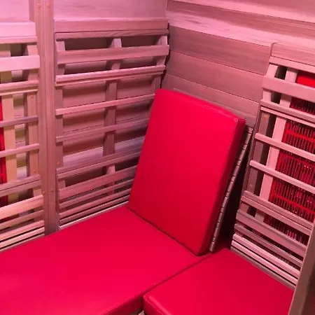 Casa de Férias Pieds Dans L'eau Private Wellness Bordure De Meuse *