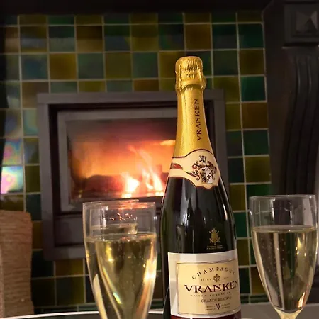 Pieds Dans L'eau Private Wellness Bordure De Meuse *