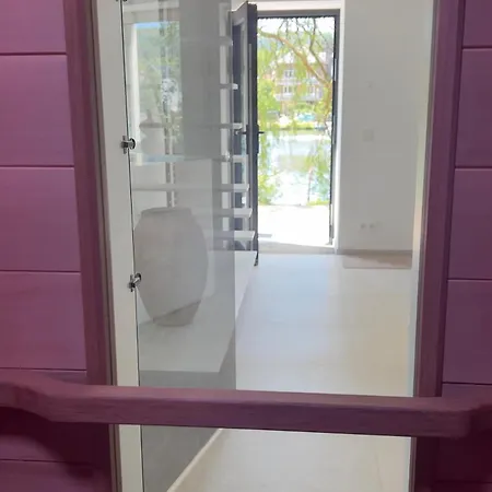 Pieds Dans L'eau Private Wellness Bordure De Meuse リュスタン