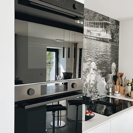 Pieds Dans L'eau Private Wellness Bordure De Meuse بيت للعطل Lustin