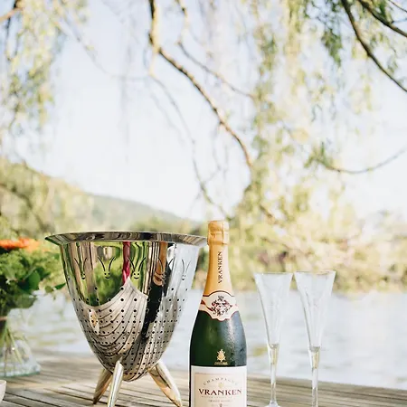 Pieds Dans L'eau Private Wellness Bordure De Meuse リュスタン