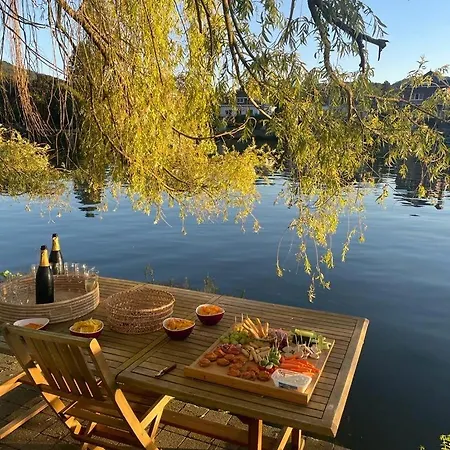 Pieds Dans L'eau Private Wellness Bordure De Meuse